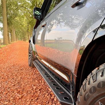 Land Rover Defender 110 Hard Top D250 — photo 12