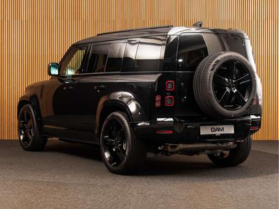 Land Rover Defender 110 P300e