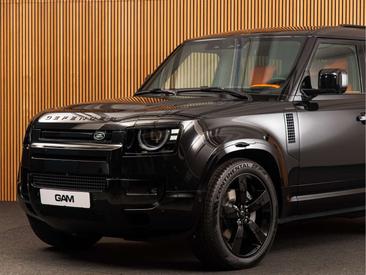 Land Rover Defender 110 P300e — photo 10