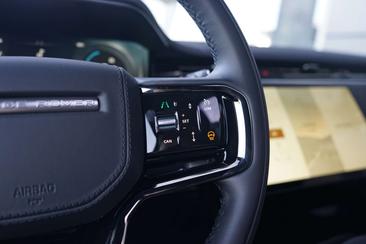 Land Rover Range Rover Sport P460e — photo 21
