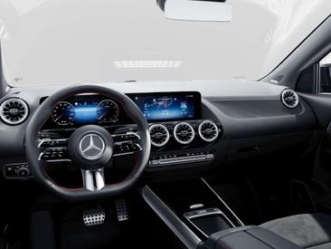 Mercedes GLA 250 — photo 7