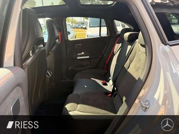 Mercedes GLA 35 4MATIC — photo 2