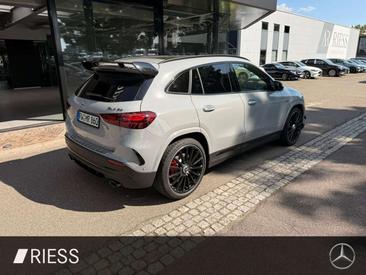 Mercedes GLA 35 4MATIC — photo 4