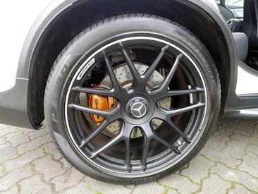Mercedes-Benz GLC Coupé 63 S — photo 7
