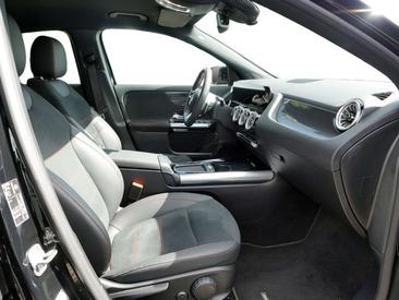 Mercedes-Benz GLA 220 4MATIC — photo 5