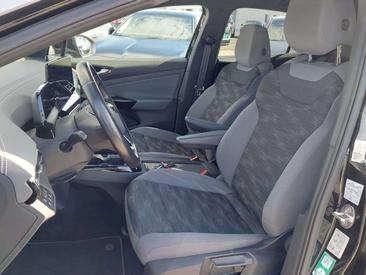 Volkswagen ID.5 Coupé SUV Pro Performance — photo 9