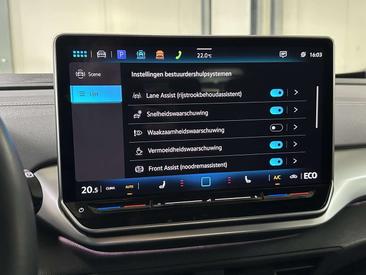 Volkswagen ID.4 Pro — photo 17