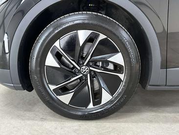Volkswagen ID.4 Pro — photo 29
