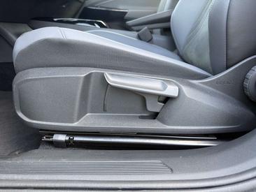 Volkswagen ID.5 Pro — photo 8