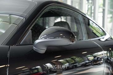 Porsche 911 Carrera 4S — photo 9