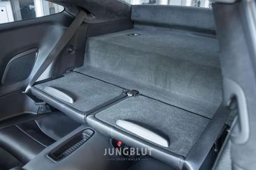Porsche 911 Carrera 4S — photo 25