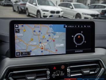 BMW X4 Coupé SUV M40d — photo 10