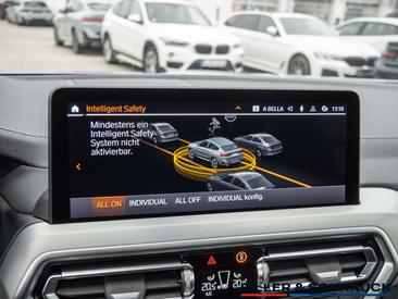 BMW X4 Coupé SUV M40d — photo 11