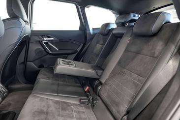 BMW IX1 XDrive30 — photo 33
