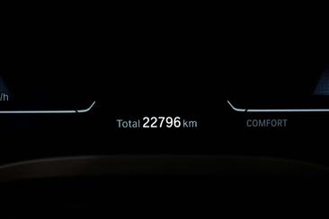 BMW iX3 — photo 29