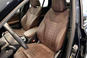 BMW iX3 — photo 40