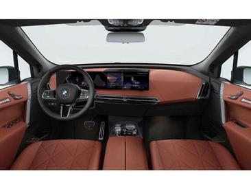 BMW IX XDrive45 — photo 4