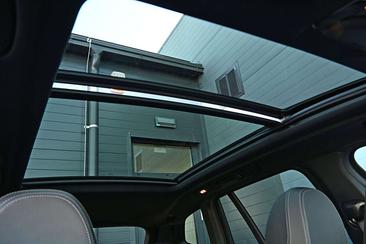 BMW iX3 — photo 7