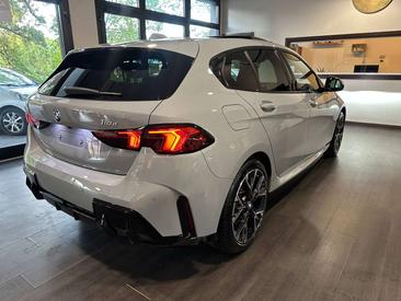 BMW Série 1 Berline 118d — photo 9