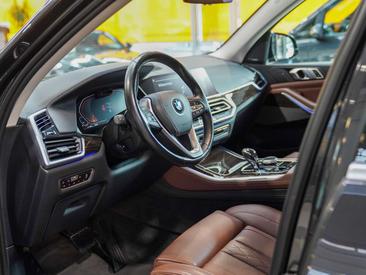 BMW X5 XDrive40i — photo 17