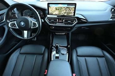 BMW iX3 — photo 13