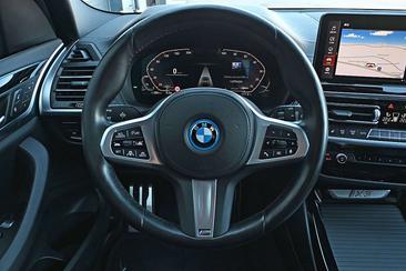 BMW iX3 — photo 15