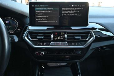 BMW iX3 — photo 20