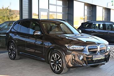 BMW iX3 — photo 26