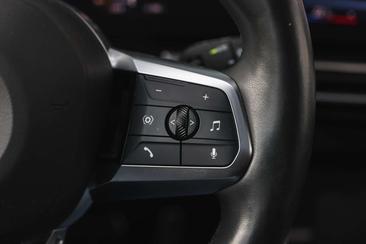 BMW IX1 XDrive30 — photo 14
