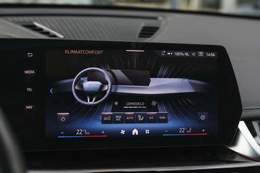 BMW IX1 XDrive30 — photo 21