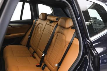 BMW iX3 — photo 10