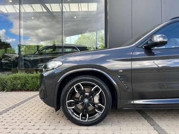 BMW iX3 — photo 4