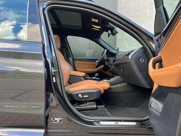 BMW iX3 — photo 10