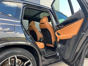 BMW iX3 — photo 13