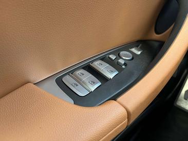 BMW iX3 — photo 19