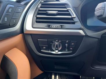 BMW iX3 — photo 20