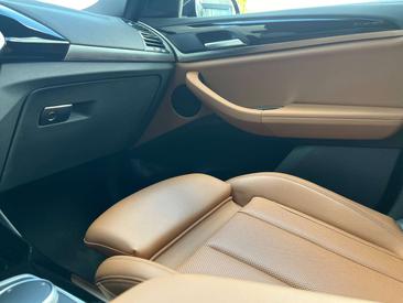 BMW iX3 — photo 26