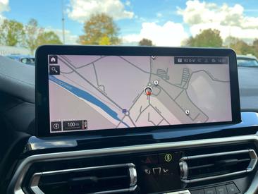 BMW iX3 — photo 30