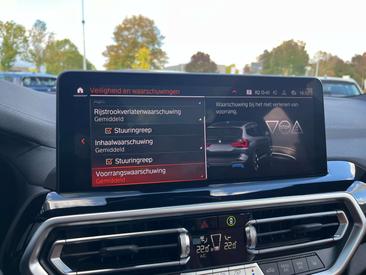 BMW iX3 — photo 37