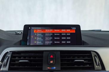 BMW Série 1 Berline M140i — photo 33