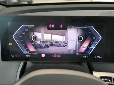 BMW IX XDrive45 — photo 23