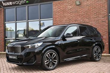BMW IX1 XDrive30 — photo 29