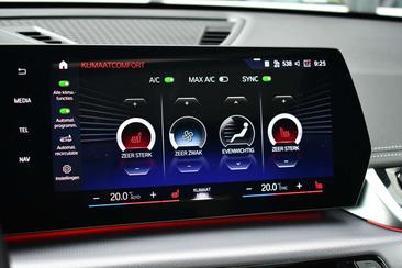 BMW IX1 XDrive30 — photo 44