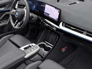 BMW IX1 EDrive20 — photo 6