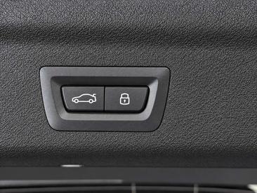 BMW IX1 EDrive20 — photo 19