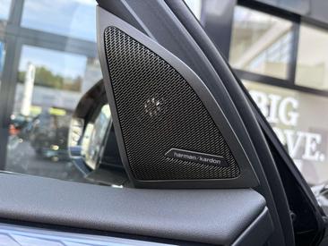 BMW X3 30e XDrive — photo 11