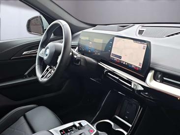 BMW IX1 XDrive30 — photo 14