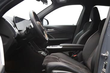 BMW X1 XDrive25e — photo 8