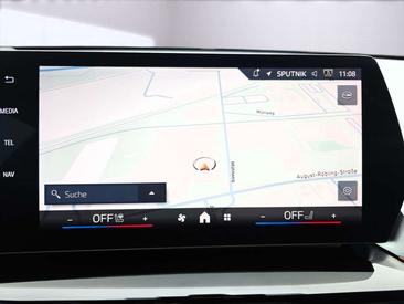 BMW IX1 XDrive30 — photo 22
