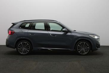 BMW X1 XDrive25e — photo 12